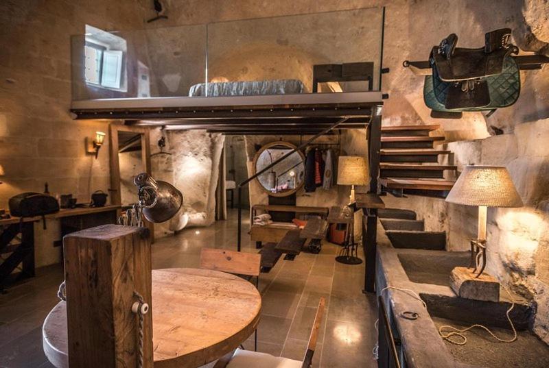 Suite La Stalla Matera Luaran gambar
